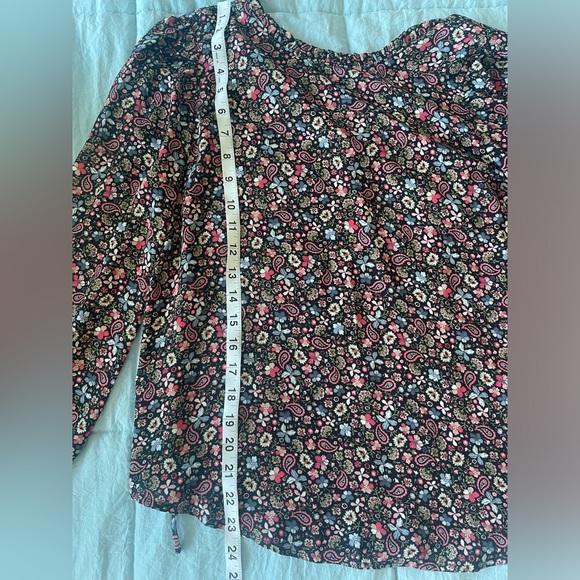 Blouse Long Sleeve By Loft - Picture 6 of 7